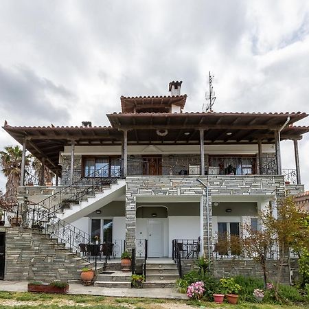 Villa Vardakas Пефкохори Экстерьер фото