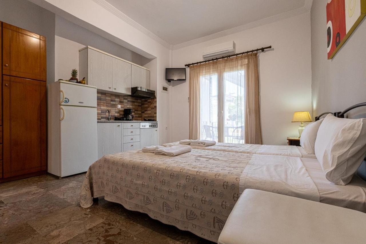 Villa Vardakas Пефкохори Экстерьер фото